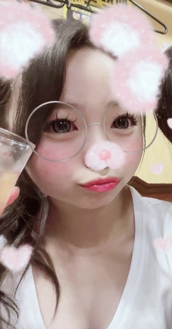 __yuun0524's tweet photo. 【晒し💕】
上山 菜月（うえやま なつき）
たくさんおなぺにしてください
#おなぺ #晒し #リア友 https://t.co/S6N9qf3uSh