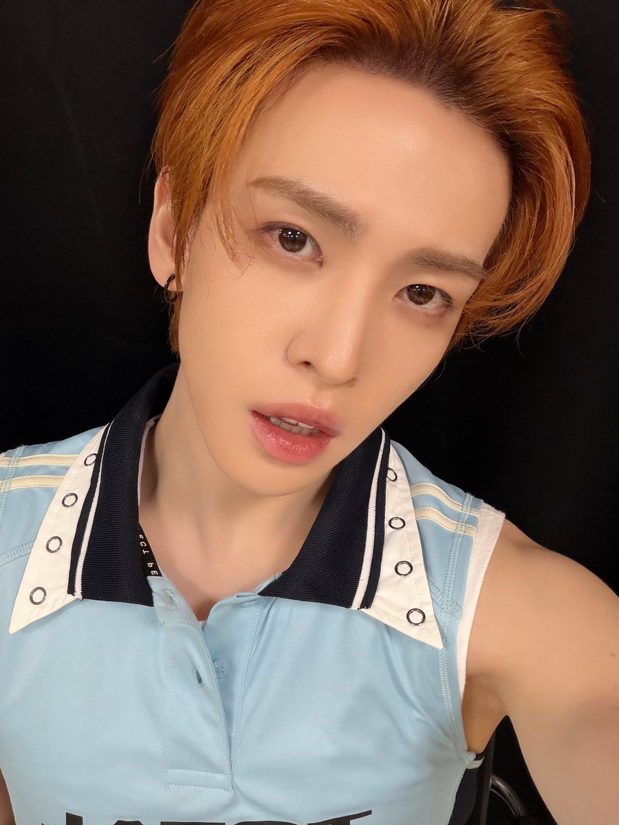 CRAVITY_twt's tweet photo. 즐거웠다 보령~ 😆✨
러비티 사랑해! 🧡🩵
#앨런 #보령머드축제 https://t.co/h4qauRPn2g
