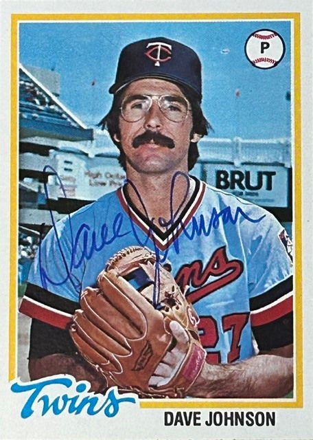 kane_autograph's tweet photo. #TTMSuccess!
Another great return for the collection! Dave Johnson signed and returned my cards 3/3 in 44 days! ⚾ Johnson pitched in the major leagues with the Minnesota Twins during the 1970s.
#ThroughTheMail #TTMSuccess #Autographs #BaseballCards #MLB #KaneAutograph https://t.co/Jf3nhAi3qb