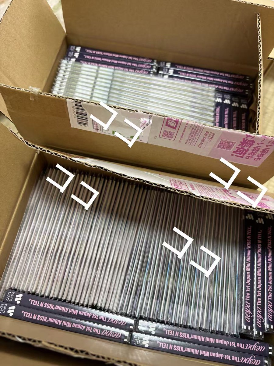 imrachel2002's tweet photo. All for the meet&amp;greet💸💸💸 https://t.co/8WGDlMGyIC