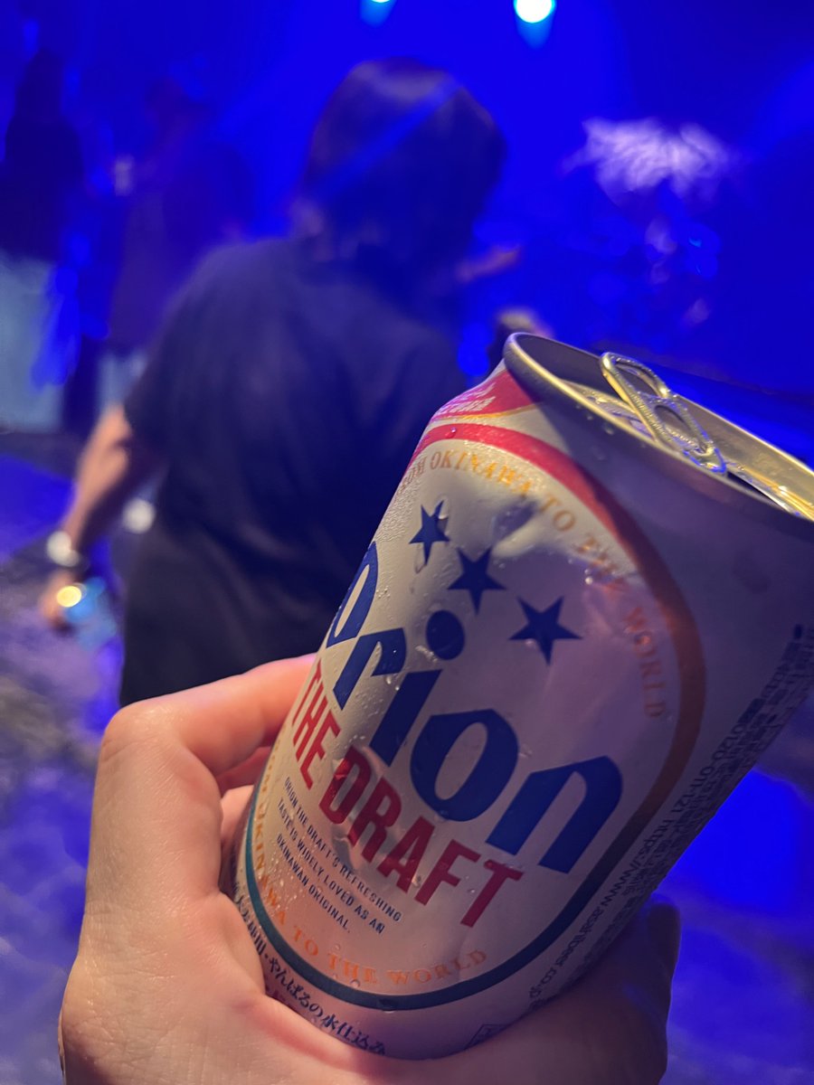 north_milk's tweet photo. 本日、越谷ドーパ！今日も楽しかった！！先週から首が死んでたから🍺接種で乗り切った！ミーグリうれし！セトリ初あたり！2026年下半期の運を使い果たした感やばい！！終電までツキさんとおしゃべり幸せ！！ヒョー🤘🤯 https://t.co/eX29tm2KX6