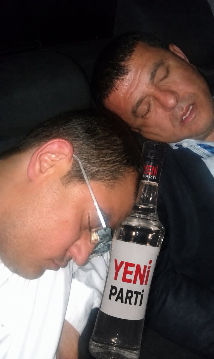 Omerf251's tweet photo. @ZaferArapkirli La Az için az 😂 https://t.co/T3gxe1bYkB