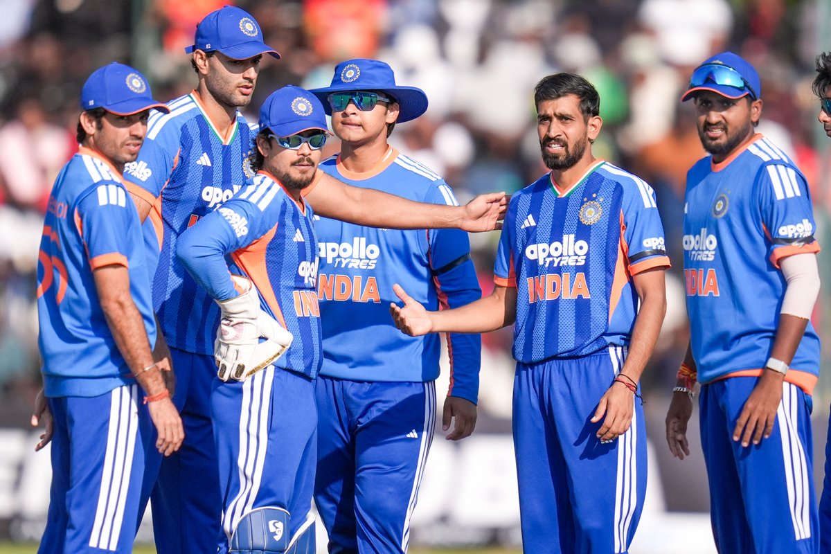 BCCI's tweet photo. Game set and match ✅

A comprehensive and dominant 9⃣0⃣-run victory for #TeamIndia 🥳👏

With that they clinch the #ZIMvIND T20I series by 2⃣-0⃣ with one game to play 🏆

Scorecard ▶️ https://t.co/Z8UUziVx8d https://t.co/0hfpuJ6aCx