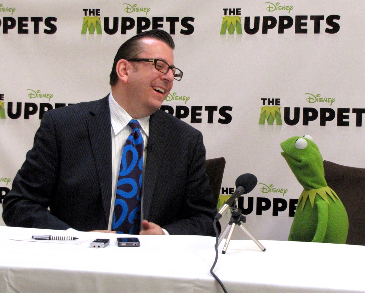 RichardCrouse's tweet photo. @TheEricGoldman @JimVejvoda It’s true! Hosted a press conference with Kermit and I swear I forgot he was a puppet with a puppeteer laying at my feet under the table. It’s magic. https://t.co/grKWM6Oywh