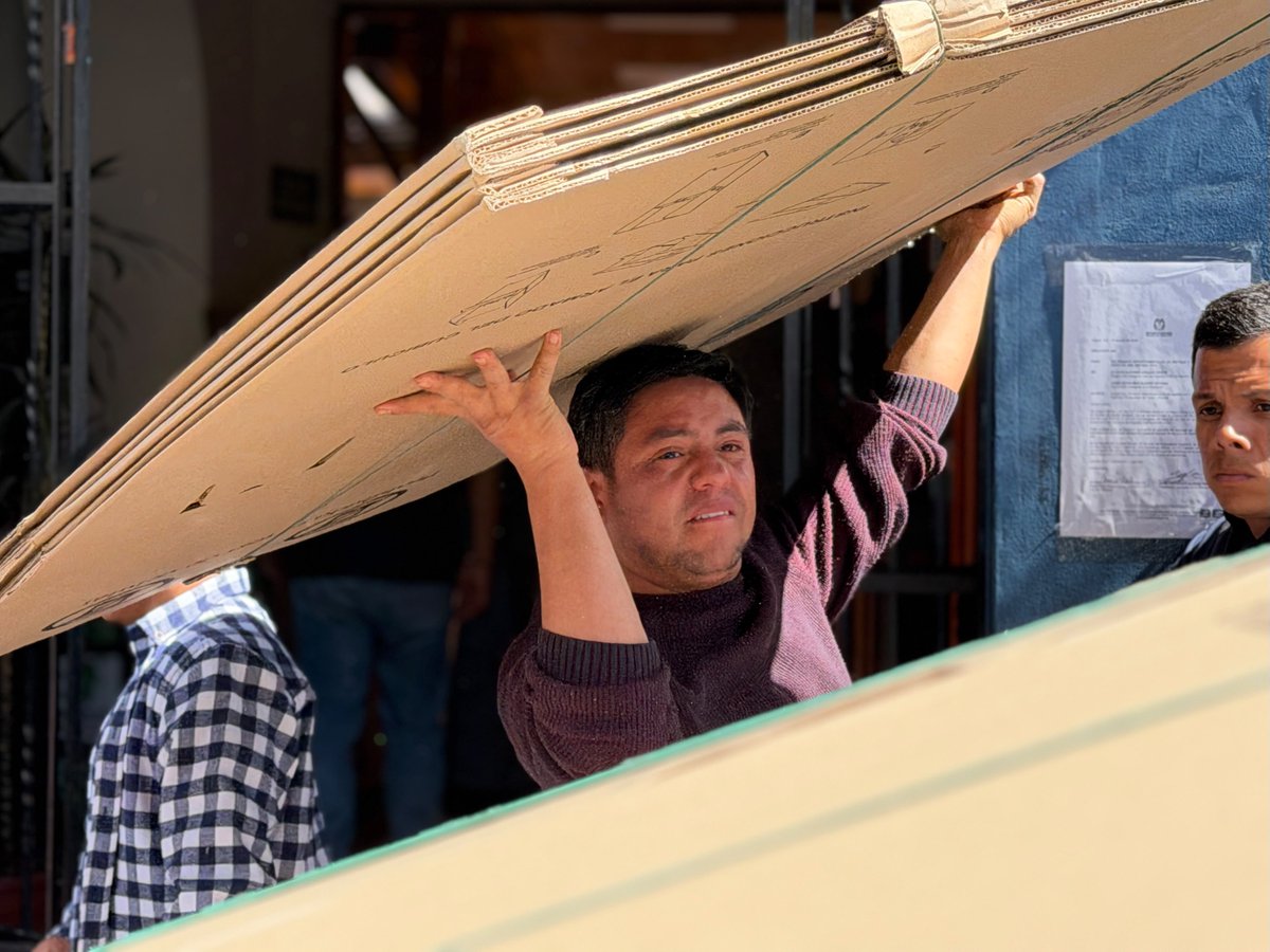 Registraduria's tweet photo. Avanza la adecuación de los puestos de votación en Tunja,📍Boyacá, para la elección atípica que se realizará este domingo, 26 de julio, para escoger alcalde.
 
Instalaremos 26 puestos de votación, que estarán conformados por 362 mesas, para que los ciudadanos ejerzan su derecho al voto. 

#Elecciones2026🗳️
#YoConfíoEnElProcesoElectoral