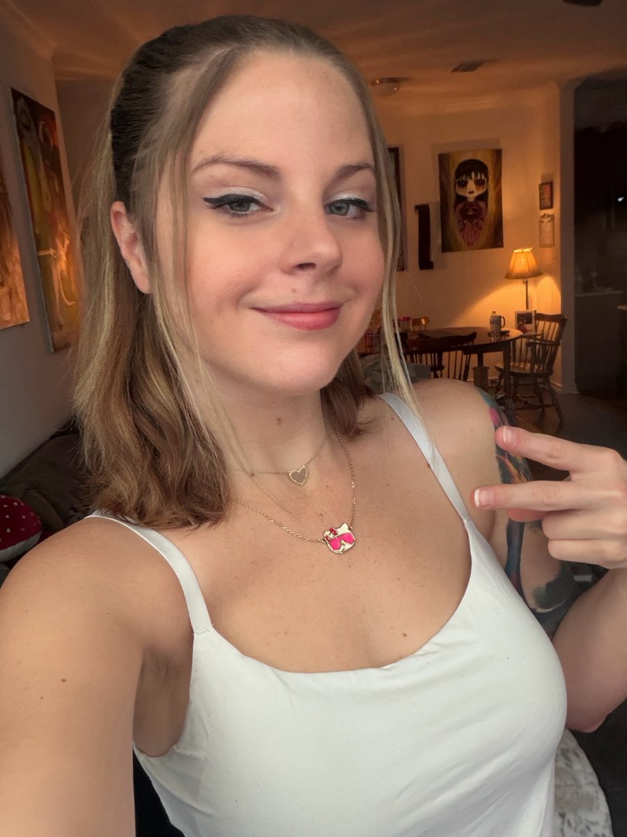 Ashley tweet media