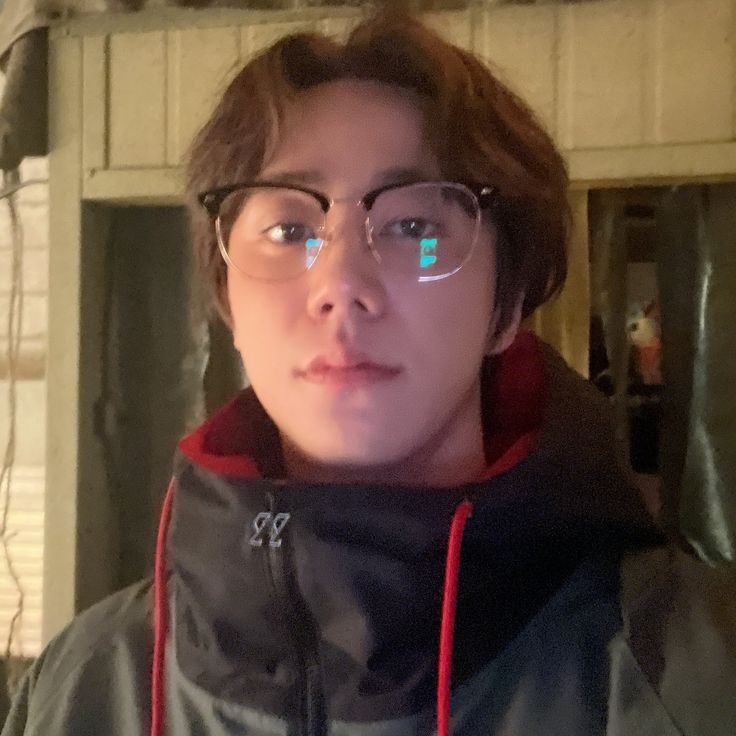 Kayu ☆ Seongjin ward 🚬🪐 tweet media