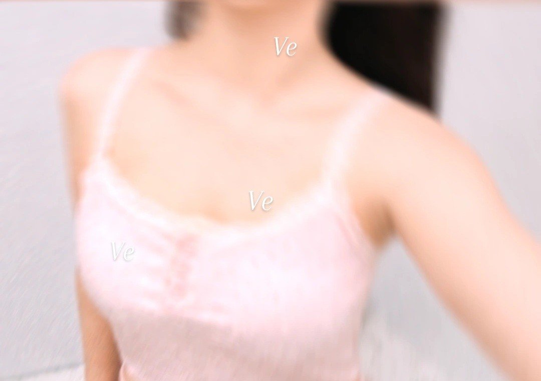 Vennyla_'s tweet photo. Mau pamer tanktop lucu akuu hihi :3 https://t.co/L6EaZo0OkF
