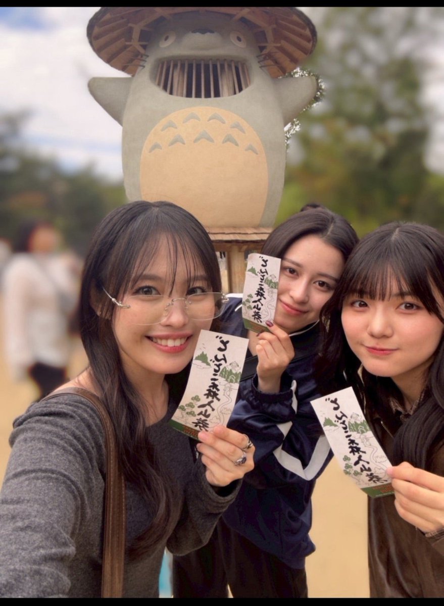 chai_hello_'s tweet photo. 平山遊季ちゃん！お誕生日おめでとう！🎉💚
端正な顔立ちとカッコいい歌声、そして時折見せる、可愛さのギャップがすごく魅力的です！
MC中に花ちゃんに向けるお姉さんの顔が特に好きです！
素敵な1年になりますように！
#ゆきちゃんはたち
#平山遊季生誕祭 https://t.co/uplg1BnSQt