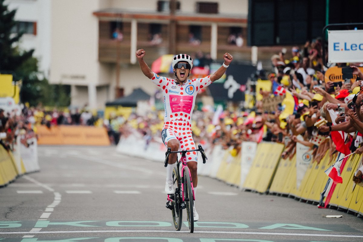 LeTour's tweet photo. 🏆⚪🔴 🇪🇨🚂 

#TDF2026 https://t.co/p6DPObrXG2