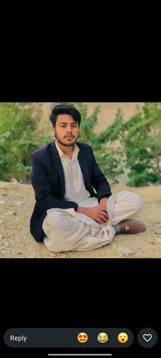 BalochMehr1088's tweet photo. تم پھولوں کے سر تو کاٹ سکتے ھو ،مگر بہار کو آنے سے روک نہیں سکتے
تم ہمیں زندان کی نزر کر سکتے ہو مگر ہمیں بولنے سے نہیں روک سکتے
ہم اور ہمارا نظریہ بند و تاریک زندانوں میں بھی درخشان بن کر نمودار ہوں گے

#releasejiandbaloch
#releaseyounasbaloch https://t.co/SX3yklHzK8