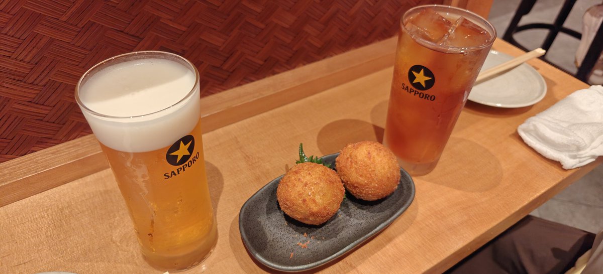deculture0328's tweet photo. 日中これらを食べて締めは鳥貴族でした( "´༥`"  )
ワイの胃は限界です_(　_´ω`)_ https://t.co/eFg9mt1zJu