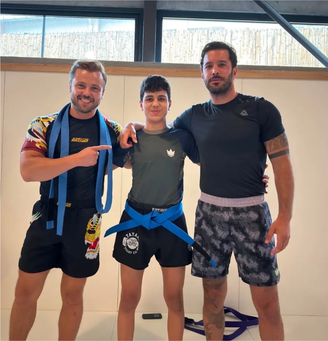 BarisArducWorld's tweet photo. NEW 📸 

Barış Arduç ve arkadaşı Tolga Sarıtaş'ın Jiu Jitsu antremanlardan paylaşılan fotoğrafları 

#BarışArduç https://t.co/vHUrGc7ja4