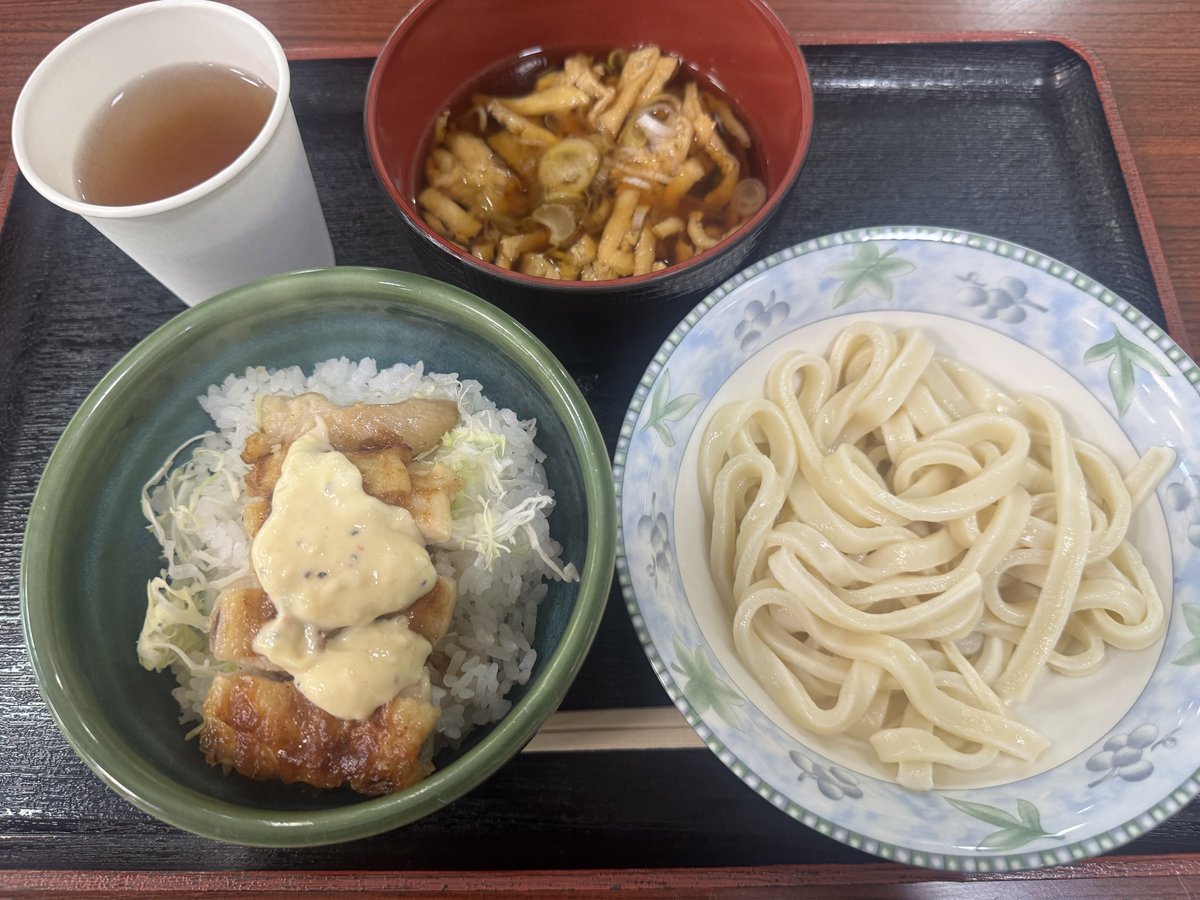dokuota_akkie's tweet photo. みんなの為に作ったガリマヨ🧄
一瞬でなくなって嬉しすぎちゃん‼️
また作りたいな〜🫶✨✨

#戦国SPRASH
#群馬
#ニンニク https://t.co/0Kpu54xnFy
