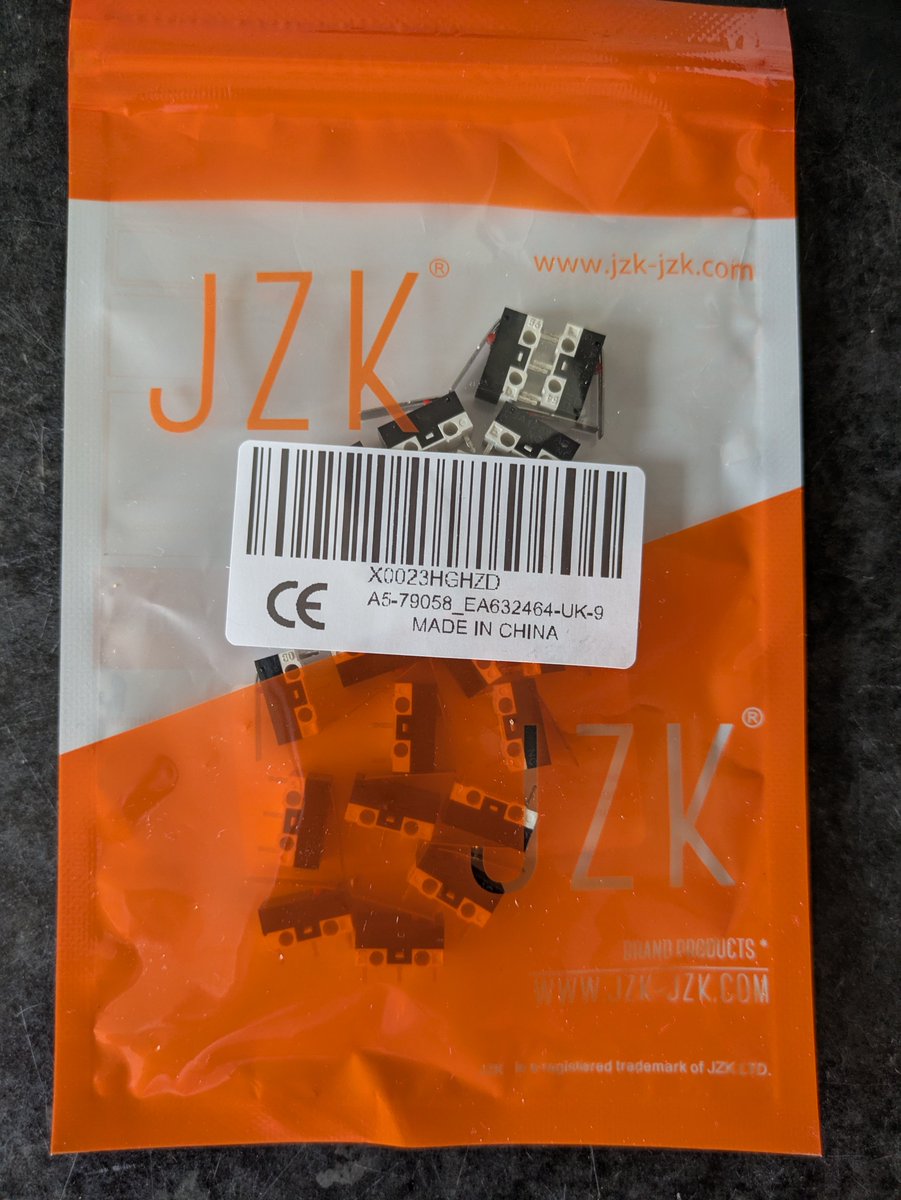 PeoplepixU's tweet photo. I don't know why but I find microswitchea so damn cute
#electronics #maker https://t.co/VpCkWOa3j7