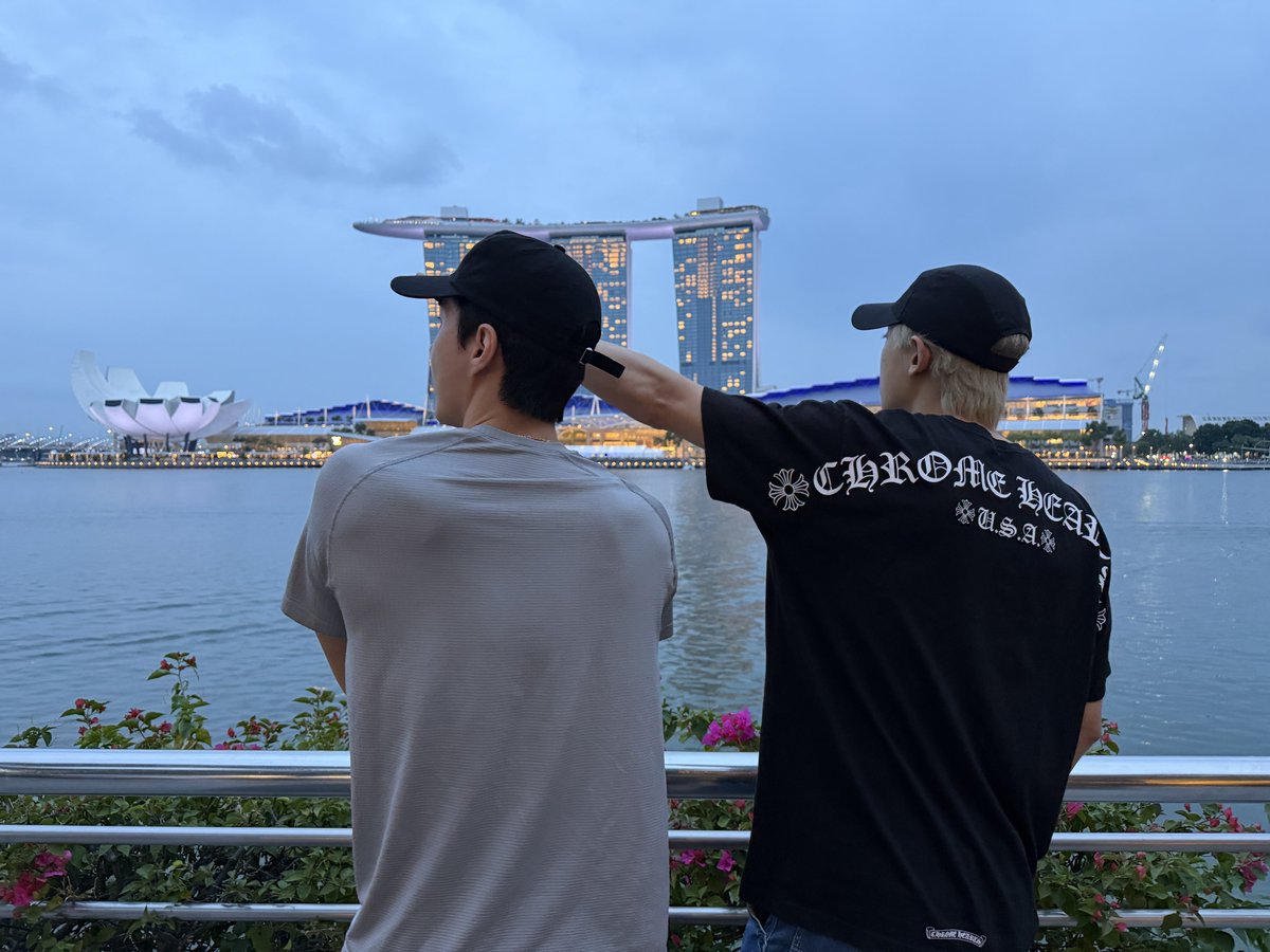 poohwerpuff's tweet photo. Sehun berat badannya turun banget yakan? Sehat sehat ya, kesayangan 🧡 https://t.co/qUeSQYmoy0