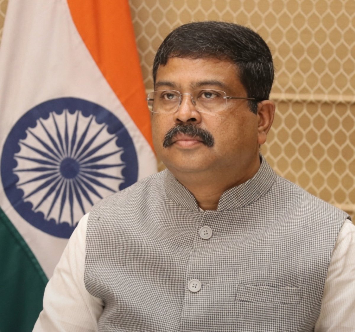 ArrushAdityadev's tweet photo. 23rd, 24th & 25th July were arguably the most impactful and intense three days of the entire two-month protest. Why?

1️⃣ Dharmendra Pradhan, who had consistently refused demands for his resignation, finally submitted his resignation on 25th July.

2️⃣ Narendra Modi, who had not addressed the protest directly, posted on 23rd July. Within 24 hours, the post created a world record for the most viewed Instagram Reel.

• 330M+ views on Instagram
• 120M+ views on Facebook
• 35M+ views on X

Total: 500M+ (50 crore+) views.

3️⃣ Violence and bloodshed continued even after the resignation.

4️⃣ Several key demands of the CJP, which had remained unmet for nearly two months, were finally accepted.

5️⃣ Sonam Wangchuk ended his two month fast and himself appealed in favour of ending the protest.

So many major developments unfolded within just three days.

Coincidence or there are an astro timeline for everything? Astrologer will tell you things which nobody will tell you 

#Astrology #NarendraModi #CJP #DharmendraPradhan #Protest