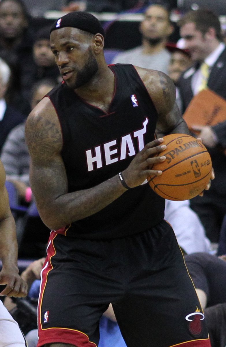 I_Reprehensible's tweet photo. Who's the better athlete all-time: Phelps, LeBron, or Burnham? https://t.co/JoFXX1voSa