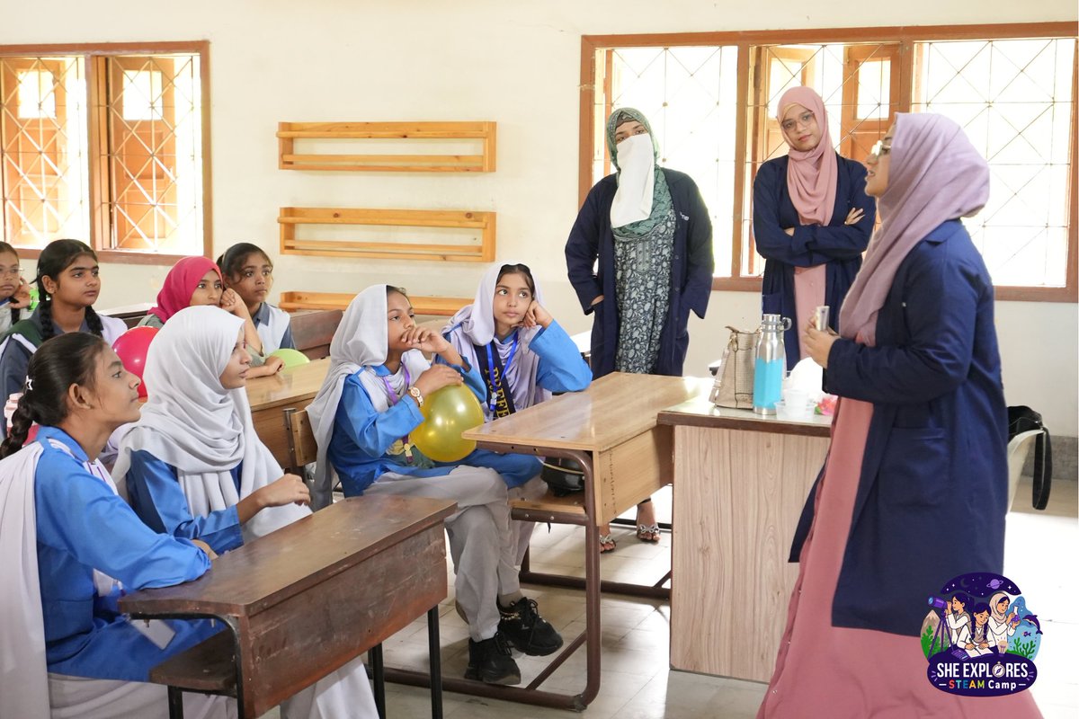 STEAMPakistan's tweet photo. 🚀 Code, camera, action, & confidence!
Day 3 of our #SheExploresSTEAM Camp brought together future coders, journalists, and empowered and aware young women. With activities on coding logic, storytelling, self identity, menstrual health and stress management our incredible facilitators made learning an unforgettable journey! ✨
@ThisIsReckitt @rabiamush @MahwariJustice
#STEAMCamp #WomenInSTEAM