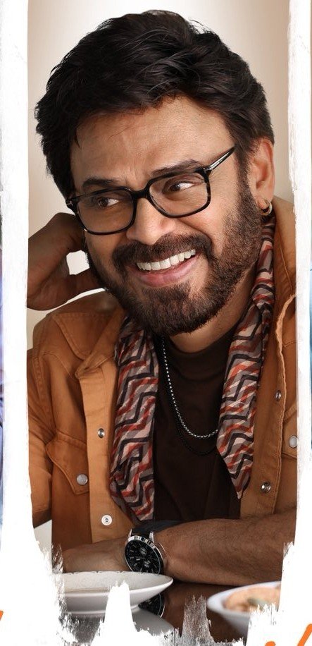 Victory_Trends's tweet photo. ఈసారి విక్టరీ వెంకటేష్ చిట్టిబాబుగా వస్తాడు బాక్సాఫీస్ ని ఆ నలుగురినికలిపి మరి మింగుతాడు గుక్కపెట్టి ఏడవండి రా ఇప్పటినుంచే 🔥🔥🔥🔥

#AadarshaKutumbam #AK47 #VictoryVenkatesh @VenkyMama https://t.co/fvv1CRfZIR