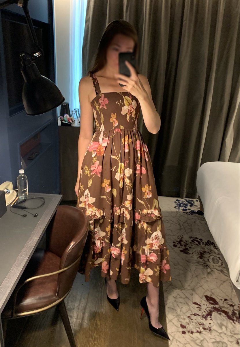 SexyVi5's tweet photo. Appearances can be delightfully misleading 😌 https://t.co/YDrxclfZSd