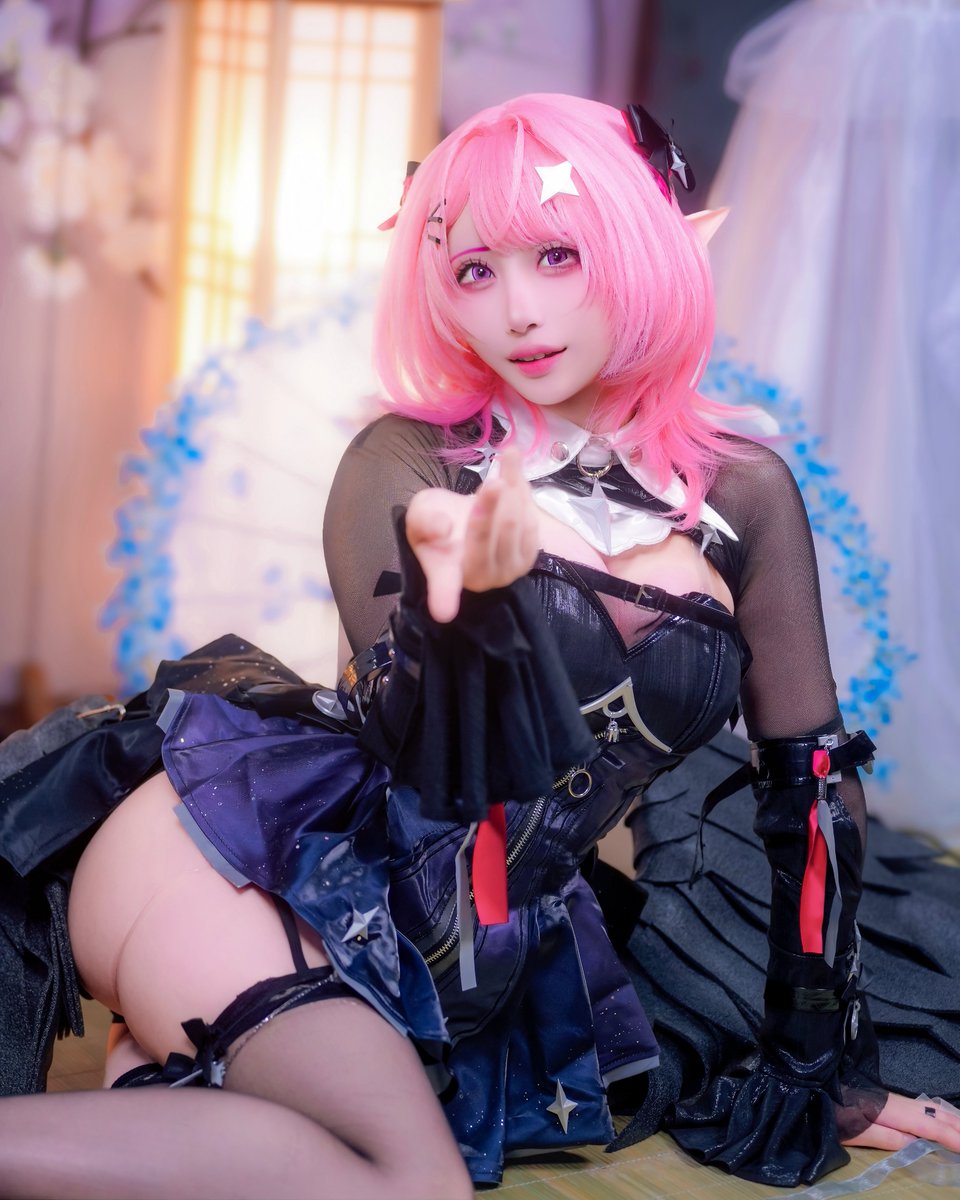 tpdlfk2540's tweet photo. 2026 코믹월드 SUMMER

젠레스 존 제로 ZZZ
레미엘 댄 REMIELLE DAN
Cos. 시안 님 @CYAN_Nyacos 

#コスプレ #코스프레 #젠존제 #绝区零 #ZenlessZoneZero #レミエル・ダン https://t.co/DbspFUwM7x