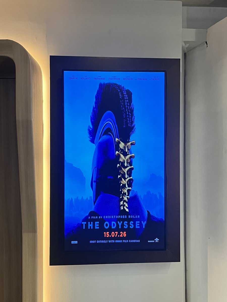 fallincheol's tweet photo. movie marathon + miniteen kind of day 💞 https://t.co/yeZardOYvE
