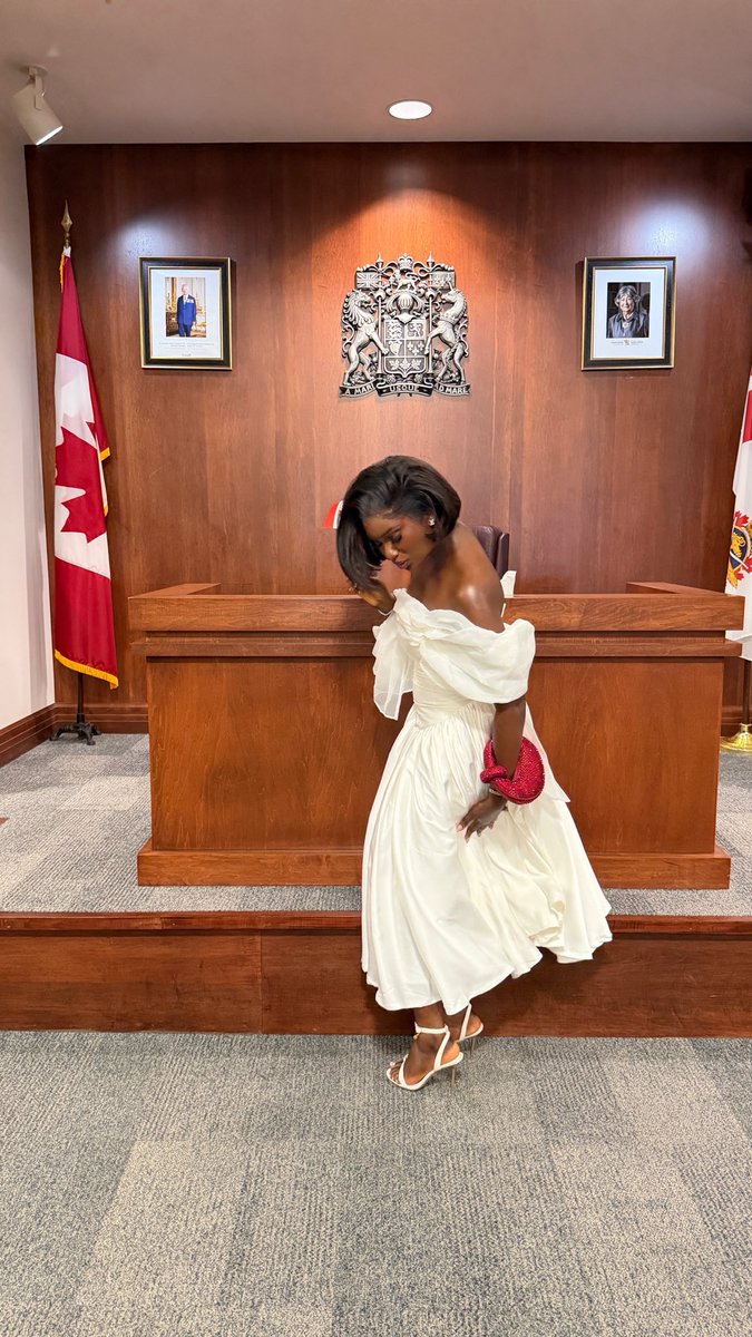 A_tomiewa's tweet photo. 🇨🇦🎉 https://t.co/VABZ5XqwEi
