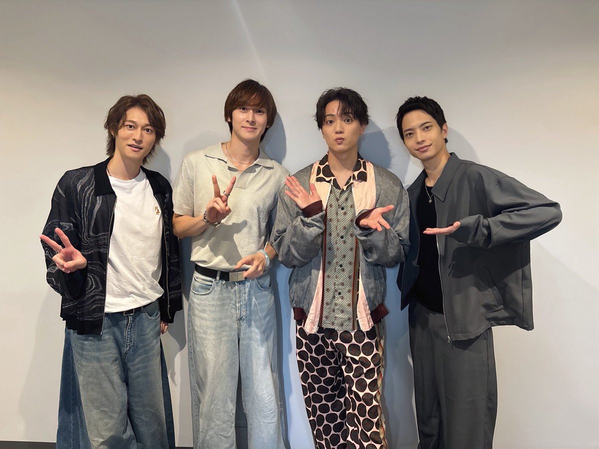 ryousei_tanaka's tweet photo. 本日のお仕事終了でございます。
お疲れ様でございました。
遅くなりましたが今日は一期のイベントに
お邪魔しました。
めちゃくちゃ面白かったしもっと自分を鍛えようと思ったイベントでした🥴笑
ありがとうございました！！

ほんじゃおやすみなさい😴 https://t.co/zCLbKffBML