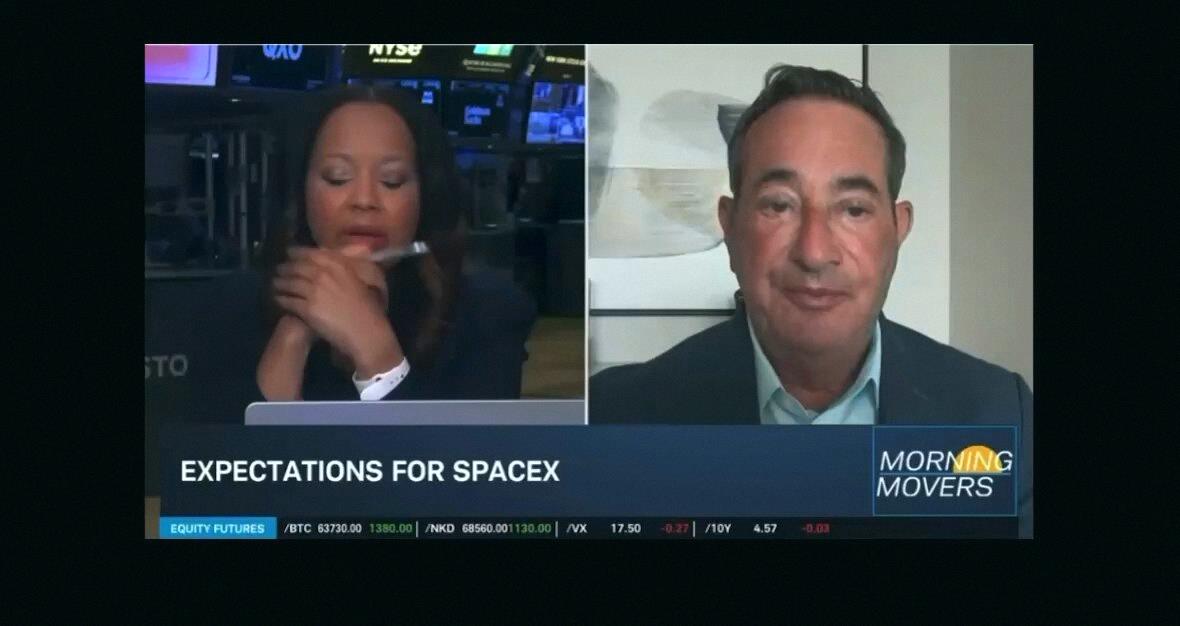k81yz's tweet photo. JOEL SCHULMAN SAYS ELON MUSK IS THE MODERN-DAY ROCKEFELLER, BRINGING THE COST TO GET TO SPACE DOWN DRAMATICALLY

Joel Schulman, founder and CIO of our partners over at ER Shares, says SpaceX $SPCX has cut launch costs from $54,000 to $2,000 per kilogram, and Musk is still push https://t.co/YASwuH47WQ