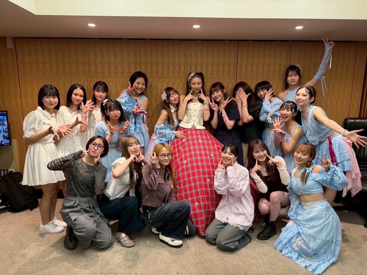 mornigkyou's tweet photo. Fantasyが始まる
この春のシングルだよ😇

😜
って言われても信じてしまうくらい😌

牧野真莉愛ちゃんの卒コンの興奮がよみがえってくる！！
セクシーさ、カッコよさ、たくましさ、すべてが良い👍

モーニング娘。は戦士！
モーニング娘。はFantasy！！
モーニング娘。最高😉 https://t.co/tguu5IPLGr
