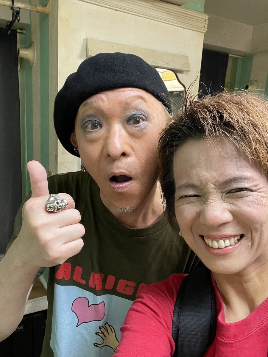 tsurooom's tweet photo. 昨日はアンバイズLIVE@下北沢ろくでもない夜に来てくれた皆様ありがとうございました❣️今回は対バンさんが年も近くて音楽繋がり多発🎵久々の友とも再会できたり、懐かしき箱でLiveできて嬉しかったでふ🎵主催のSpindleさんに多謝っ🫶 https://t.co/1S6pghJPGc