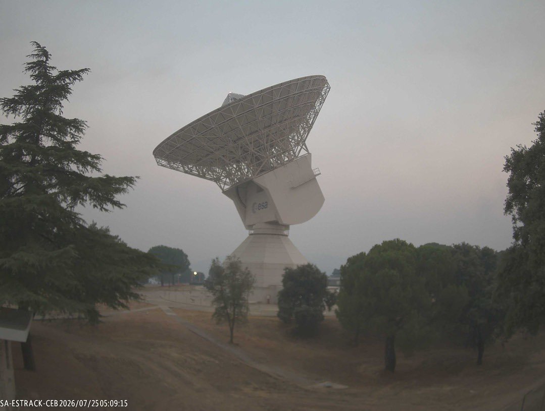 intaespana's tweet photo. A fin de garantizar la seguridad de sus trabajadores, la Estación Espacial de Cebreros fue evacuada ayer. Hasta ahora no ha sufrido daños. 100% operativa.

Nuestro agradecimiento a la @UMEgob y a todos los equipos de emergencia por su incansable labor y profesionalidad https://t.co/Qri7Ekjq2x