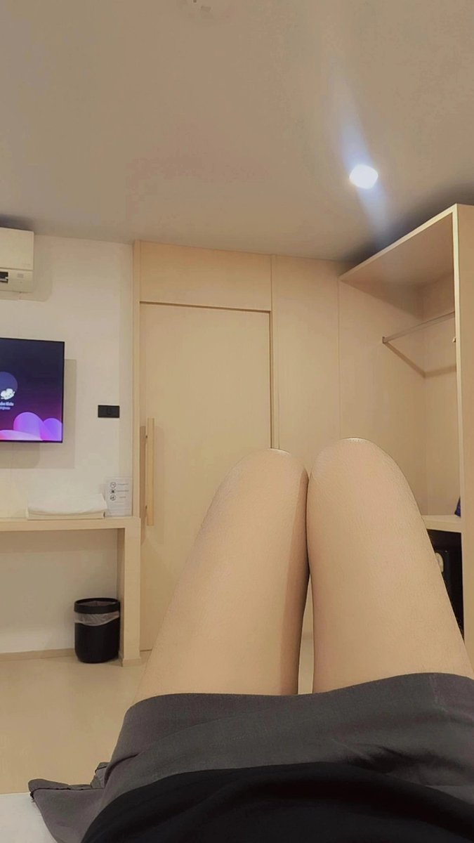 Wannisnisa's tweet photo. เหนื่อย จัง https://t.co/GjEaDsk3Oy