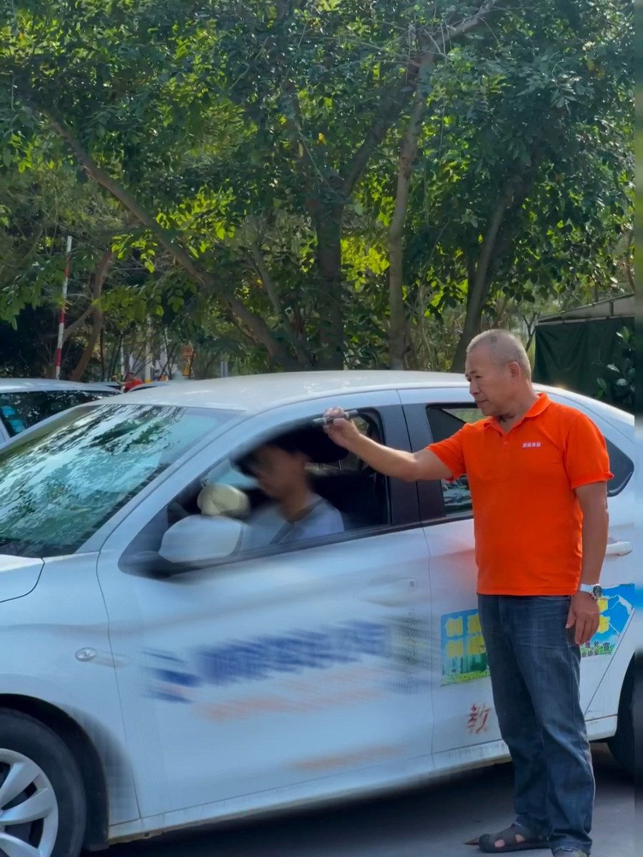 1mSoSorryyy's tweet photo. Just passed my driving test! 3 months of sweaty palms, confusing side mirrors, and one very patient instructor later, I’m finally a road-legal member. No more begging for lifts—time to conquer the city streets! https://t.co/yfHkZGsfPR