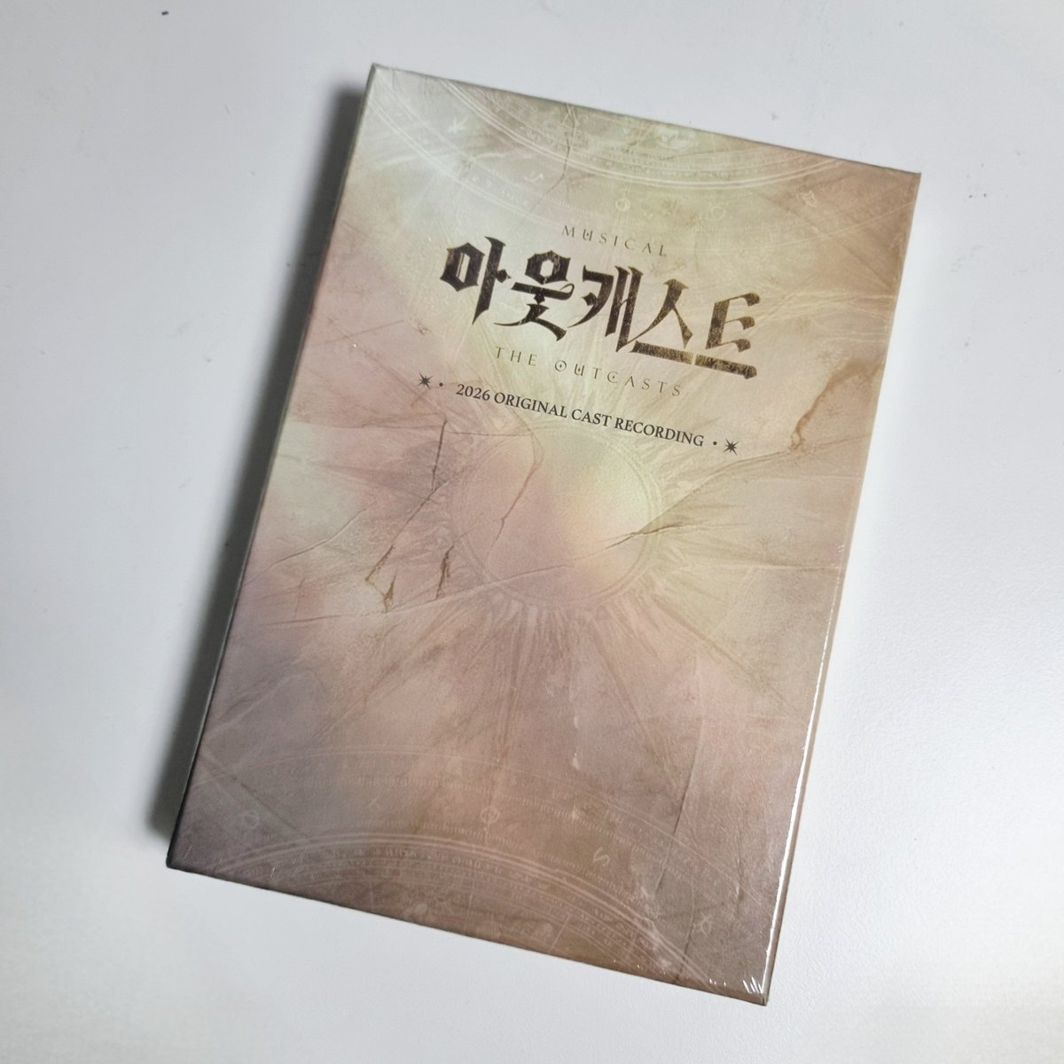 heavenidl's tweet photo. 2026 아웃캐스트 ost https://t.co/S4j0zrwYv2