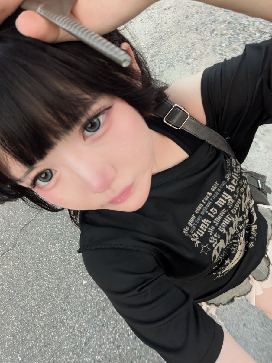 nitanun4's tweet photo. オン眉にしたけど分かりづらいね
#レズビアンさんと繋がりたい 
#セクマイさんと繋がりたい https://t.co/lMwdL3GUSX