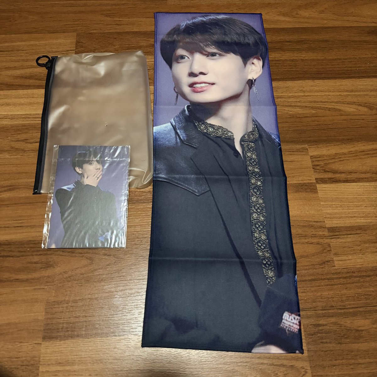 Mingisuga31's tweet photo. ✨พร้อมส่ง WTS✨

ราคา 30 บาท

 F เมนชั่น

📬shipping 45 บาท

#ตลาดนัดบังทัน #ตลาดนัดรถไฟบังทัน #wstbts #การ์ดจองกุก #การ์ดจีมิน #การ์ดจิน #การ์ดยุนกิ #การ์ดเจโฮป #การ์ดนัมจุน #การ์ดแทฮยอง ตามหา https://t.co/I1siEO0pSC