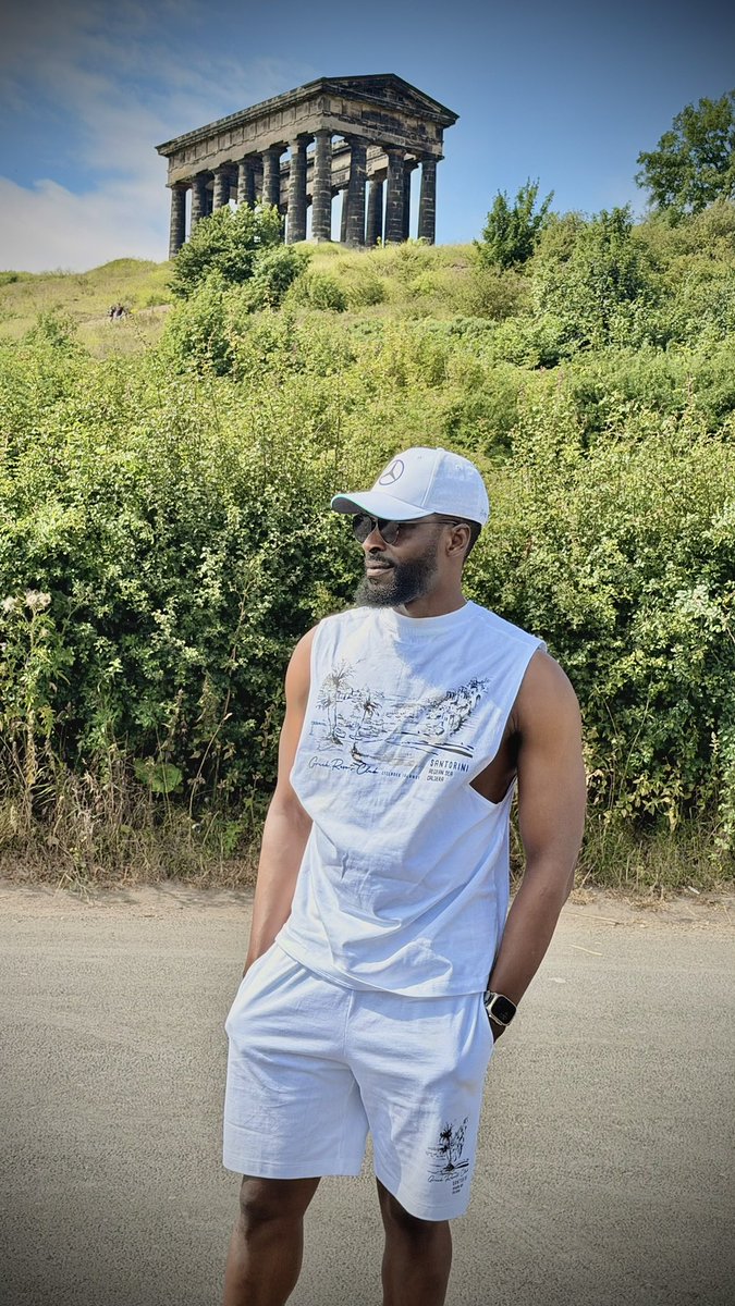 Theodoreomeka's tweet photo. Hike day https://t.co/FSZRweCYHh