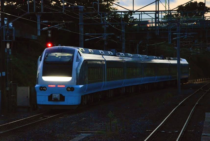 rambaral583's tweet photo. 2026年7月25日 石岡駅にて
E653系 K71 特急 小江戸・川越の風
9029M 日立行き

某駅にて常磐線ガチャ 4回勝負！
シクレと国鉄特急色2種確保！
ダブりはパーイチのみ！
あとは415系白電でればコンプ！
#常磐線 #E653系 #茨城ガチャ https://t.co/UJCepO8AbW