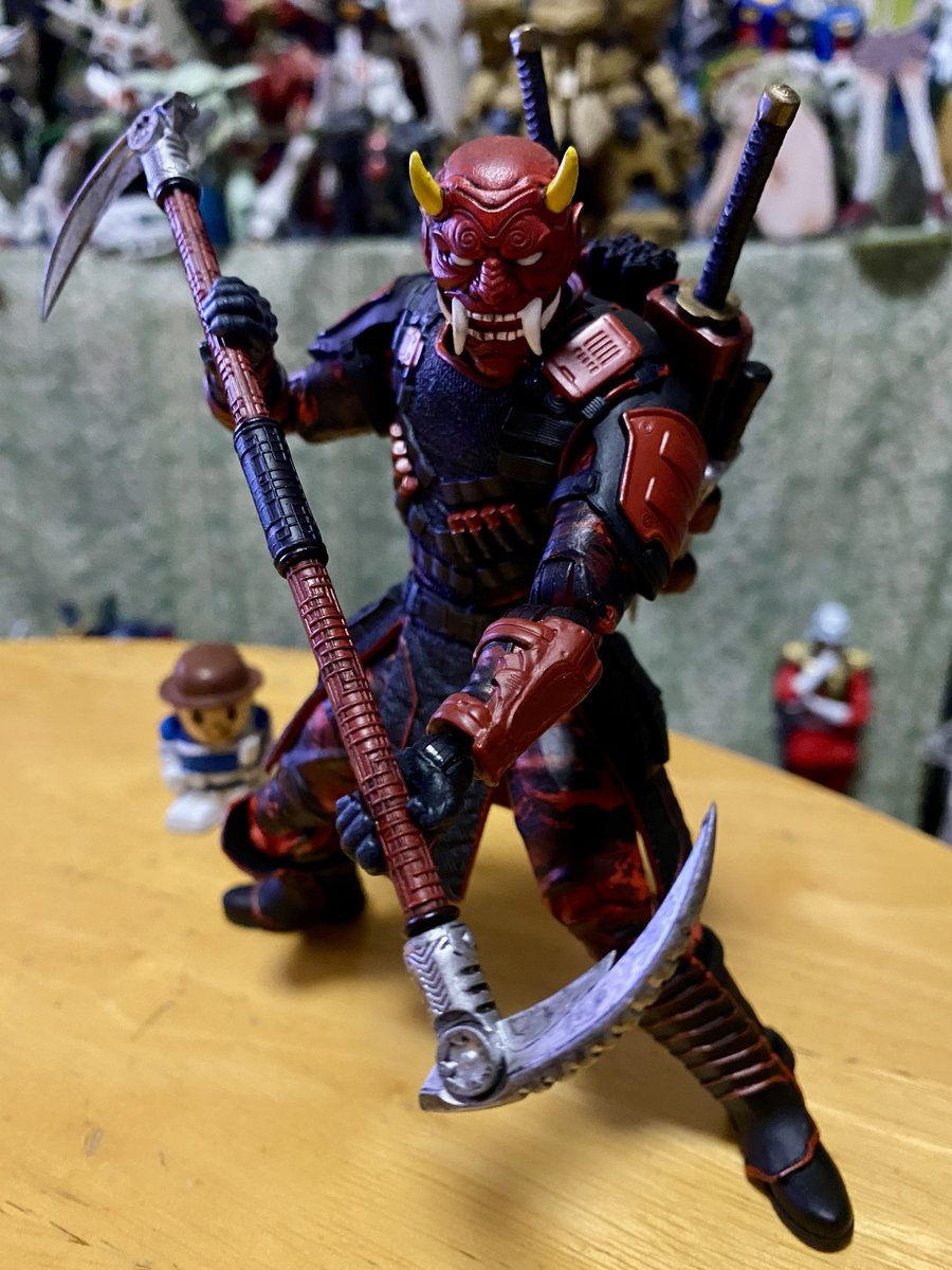 higechichidugan's tweet photo. オペレーション・モンスターフォース 13ゴースト・レッド・デーモン開封!🥰
卑弥呼を守る13人の悪魔とのことで、これでも良いモン側らしい😎
#MonsterForce #アメトイ https://t.co/wfHhIIdyzj