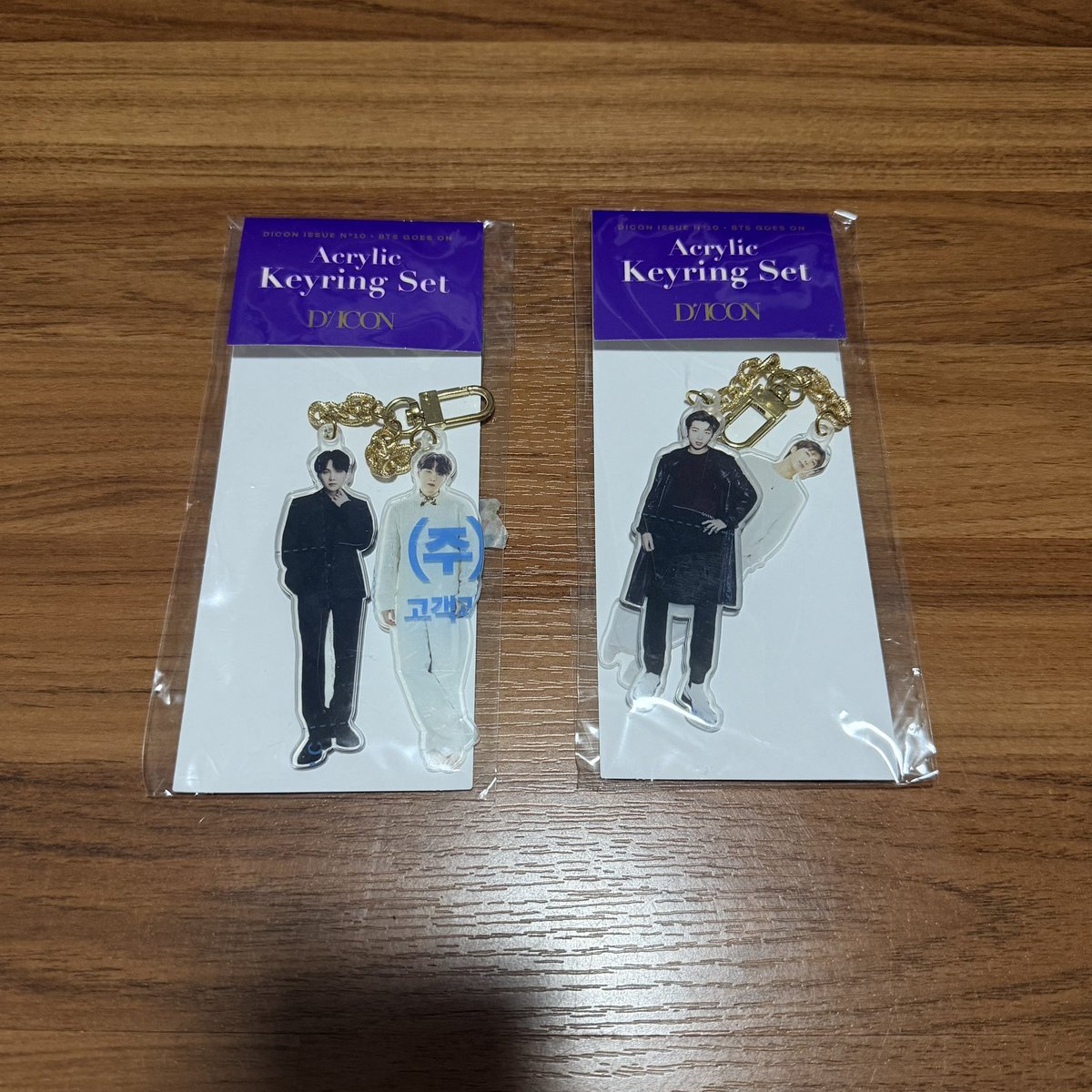 Mingisuga31's tweet photo. ✨พร้อมส่ง WTS✨

 2 ชิ้น 100

 F เมนชั่น

📬shipping 45 บาท

#ตลาดนัดบังทัน #ตลาดนัดรถไฟบังทัน #wstbts #การ์ดจองกุก #การ์ดจีมิน #การ์ดจิน #การ์ดยุนกิ #การ์ดเจโฮป #การ์ดนัมจุน #การ์ดแทฮยอง ตามหา https://t.co/tyspzPEfX8