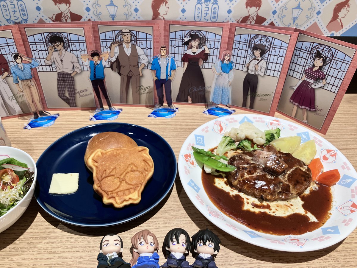 chie_725's tweet photo. 今年は土日に誕生日被ってたから、どうしても誕生日に推しのパンケーキとデザート食べたかった🥞ので行ってきた！

今回、結構行ったし、譲ってくれたので壁紙できるだけ招待状がある☺️
なお、重千がもう１セットあります。ｺﾅﾝだけ引けませんでした😌 https://t.co/rQlCHWlBDJ