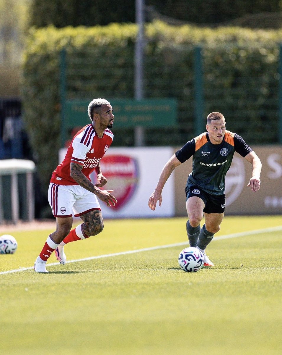 DailyAFC's tweet photo. Gabriel Jesus in the pre-season friendly against MK Dons. 📸 https://t.co/1fUegWvuaN