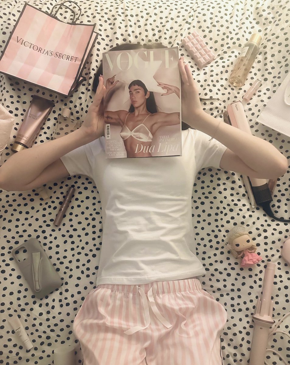 ihrtvs's tweet photo. searching « my aesthetic » on pinterest https://t.co/xVUcpFrAuJ