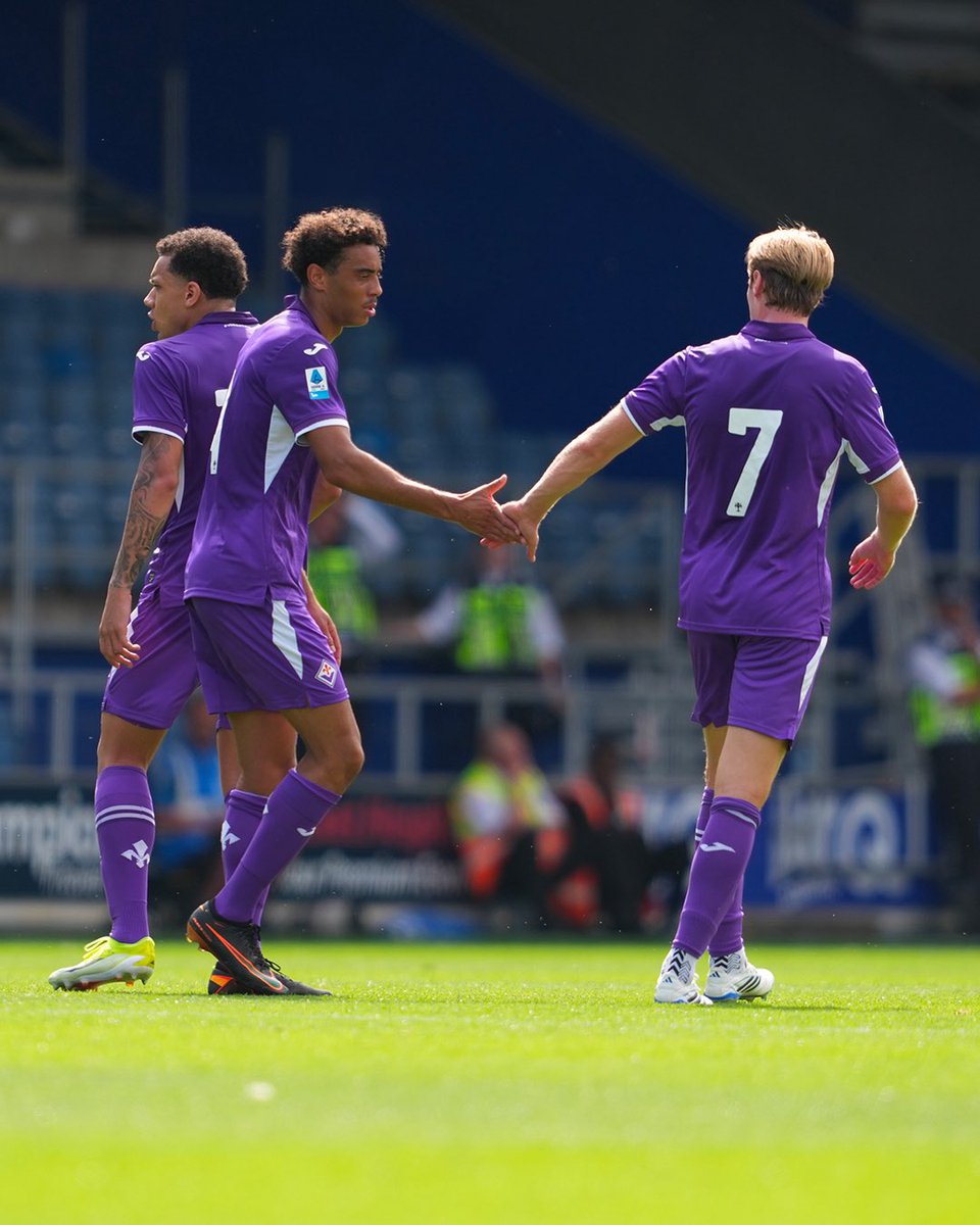 ACFFiorentinaEN's tweet photo. ARTHUR ATTA⚽️💜⚜️ https://t.co/Ly2t1p9AsM