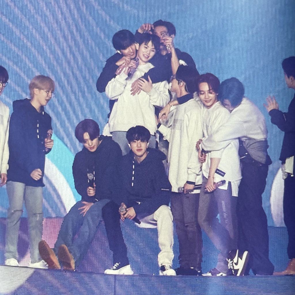 m_mh_526's tweet photo. 세븐틴이 우지를 너무 좋아함 약간 내가 파고들기 눈치보임 https://t.co/SvePCZLk1F
