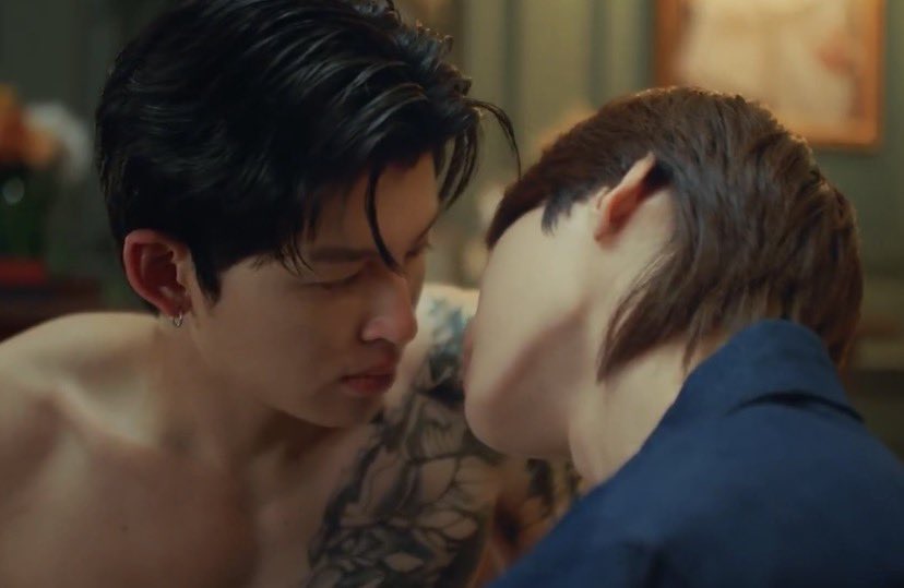 drarry_175's tweet photo. เล่นกี่เรื่องก็เอียงคอให้เขาจูบทุกเรื่อง คอจะหักแล้วลูกเอ้ยย 

#PeachAndMeSeriesEP3 https://t.co/97szek60bP