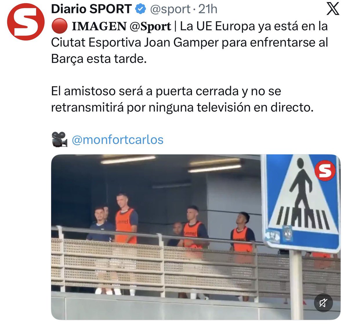 Gustaugalvache's tweet photo. 😔 Ahir, un mitjà de comunicació ens anomenava UE Europa

😢 L’Ajuntament de Barcelona ens diu FC Europa

🤍💙 CE EUROPA, Gràcies ‼️

@CEEuropa https://t.co/PK8q0Y8FrB