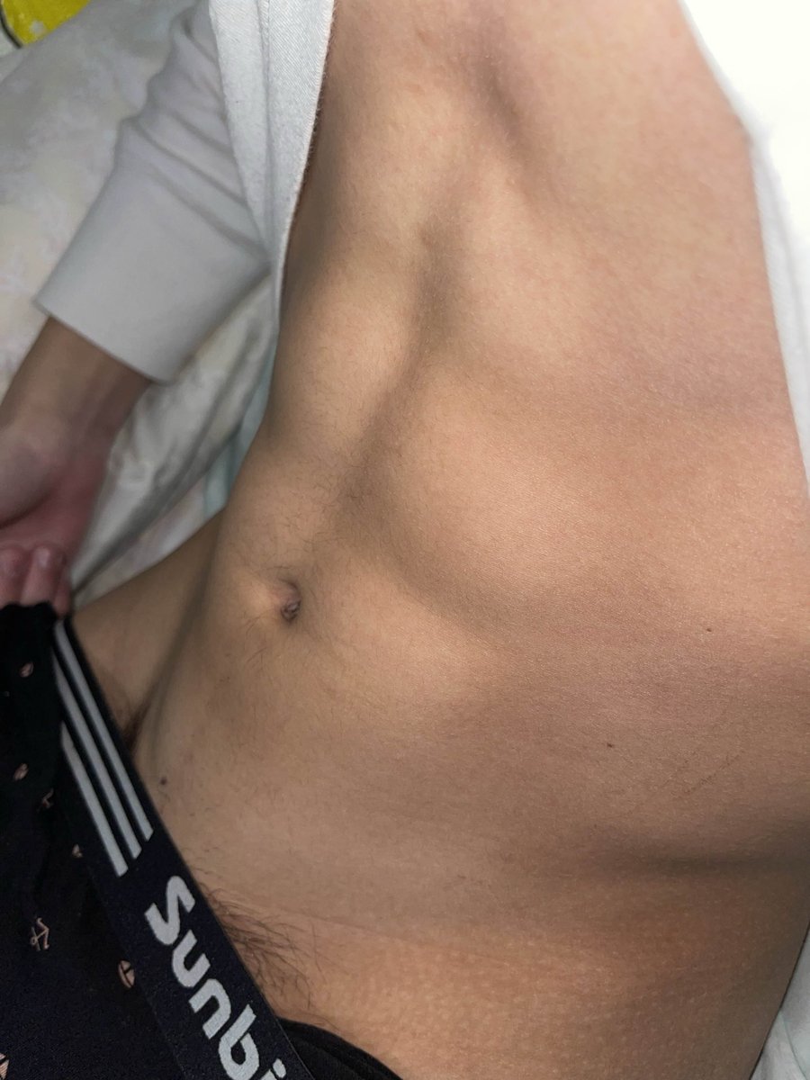 bb49407111's tweet photo. 想趴上來嗎🥵 https://t.co/c4TRXbq8Bu